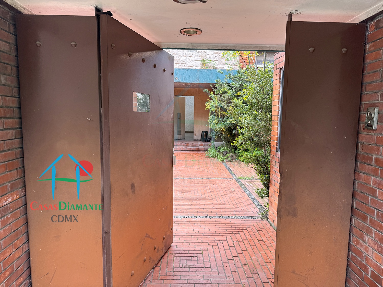 Bosques de las Lomas Terreno Jaguar BBC - Propiedad a demoler 5